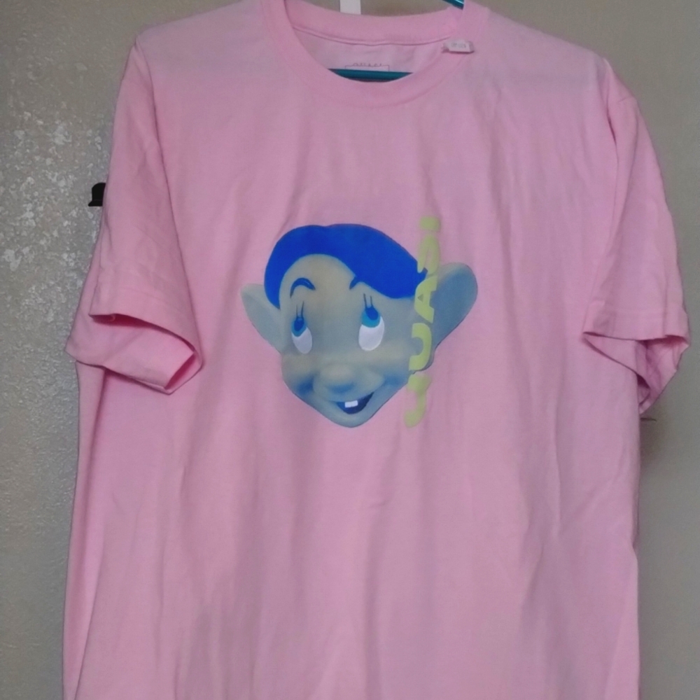 Graphic T